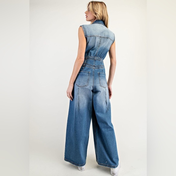 Snow Washed Wide Leg Button Down Denim Jumpsuit - eesome - Picture 6 of 9